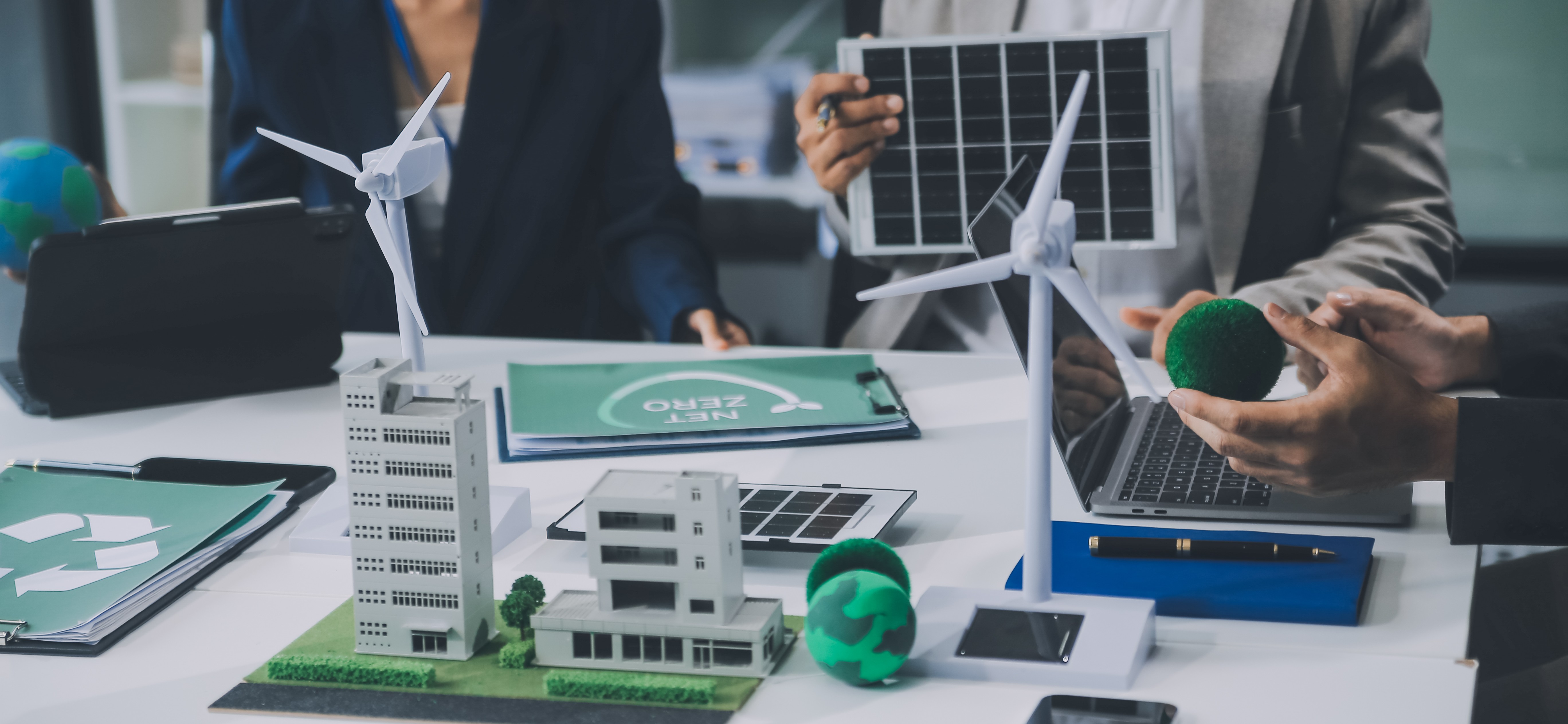 Oman Accelerates Renewable Energy and Emissions Reduction Projects